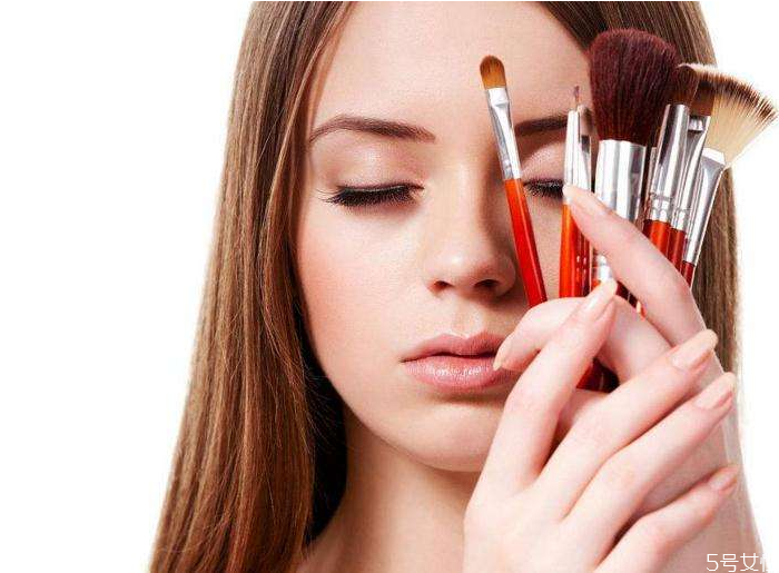 妝容為什么看上去很臟 底妝為什么會氧化 妝容為什么看上去很臟 底妝為什么會氧化