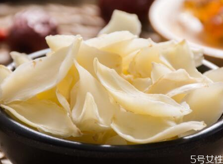 干百合苦的能吃嗎 干百合怎么去除苦味 干百合苦的能吃嗎 干百合怎么去除苦味