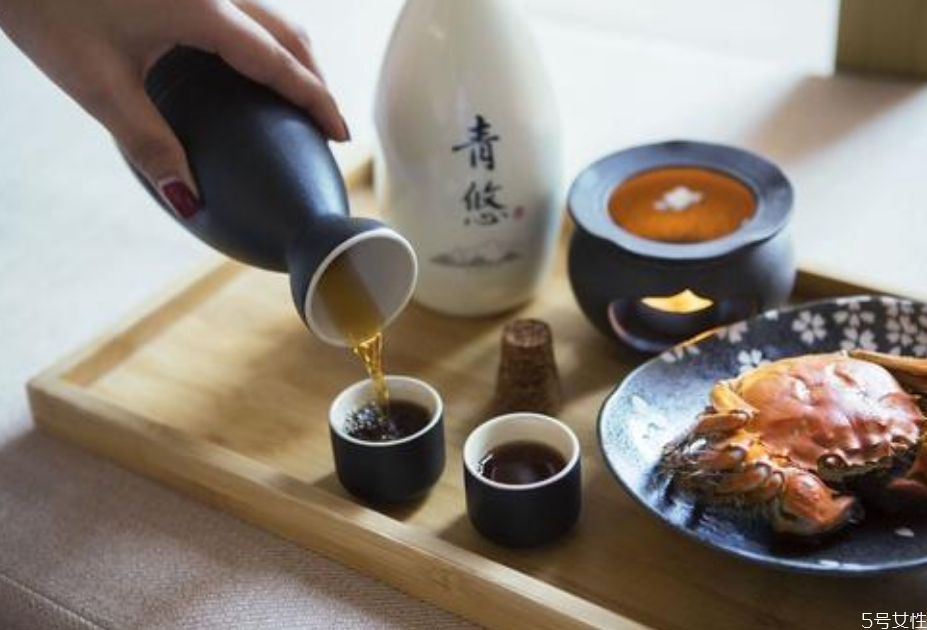 黃酒可以代替料酒去腥嗎 黃酒什么時(shí)候喝最好