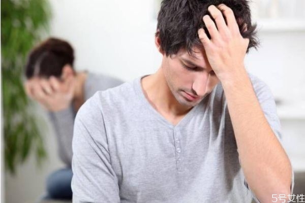 和老公沒(méi)有共同語(yǔ)言怎么辦 為什么夫妻沒(méi)有共同語(yǔ)言 和老公沒(méi)有共同語(yǔ)言怎么辦 為什么夫妻沒(méi)有共同語(yǔ)言