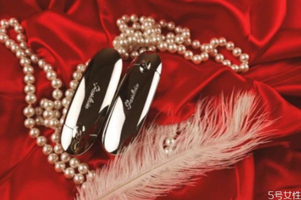 嬌蘭口紅保質(zhì)期幾年 嬌蘭口紅生產(chǎn)日期在哪看 嬌蘭口紅保質(zhì)期幾年 嬌蘭口紅生產(chǎn)日期在哪看