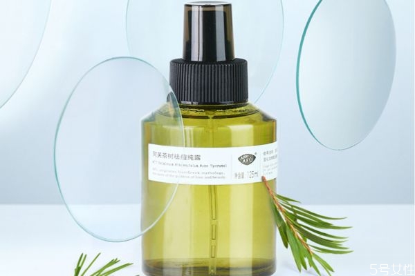 純露放冰箱后再拿出來用不會變質(zhì)嗎 純露過期了還能用嗎 純露放冰箱后再拿出來用不會變質(zhì)嗎 純露過期了還能用嗎