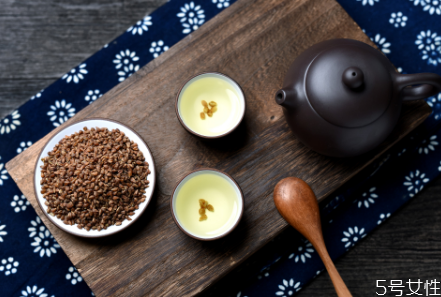 苦蕎茶飯前喝好還是飯后喝好 苦蕎茶放了3年還能喝嗎 苦蕎茶飯前喝好還是飯后喝好 苦蕎茶放了3年還能喝嗎