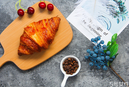 孩子吃面包會得癌癥嗎 如何挑選健康的面包 孩子吃面包會得癌癥嗎 如何挑選健康的面包