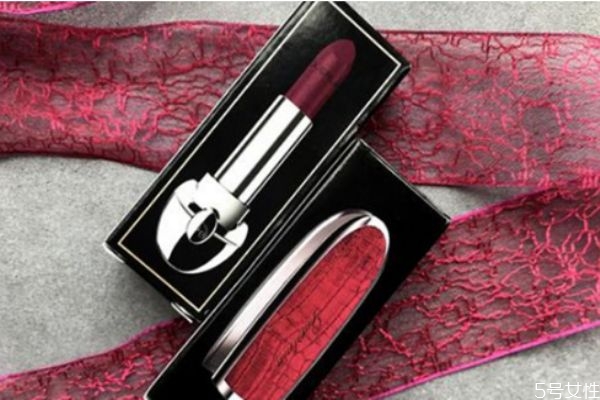 嬌蘭口紅保質期幾年 嬌蘭口紅生產(chǎn)日期在哪看 嬌蘭口紅保質期幾年 嬌蘭口紅生產(chǎn)日期在哪看