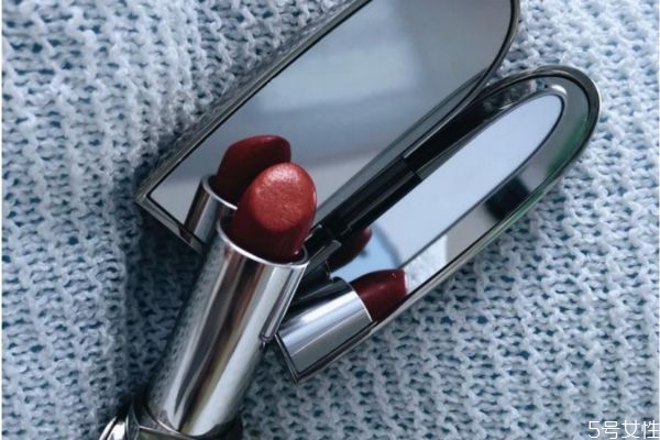 嬌蘭口紅保質期幾年 嬌蘭口紅生產(chǎn)日期在哪看 嬌蘭口紅保質期幾年 嬌蘭口紅生產(chǎn)日期在哪看