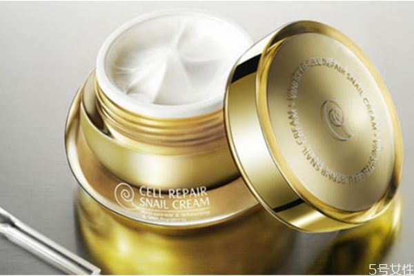 蝸牛霜需要卸妝嗎 蝸牛霜可以當(dāng)面霜用嗎 蝸牛霜需要卸妝嗎 蝸牛霜可以當(dāng)面霜用嗎