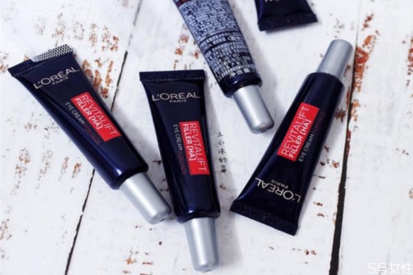 歐萊雅紫熨斗還需要用眼部精華嗎 先用眼部精華還是眼霜 歐萊雅紫熨斗還需要用眼部精華嗎 先用眼部精華還是眼霜