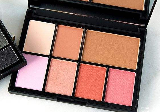 眼妝包括什么 畫(huà)眼妝步驟講解 眼妝包括什么 畫(huà)眼妝步驟講解