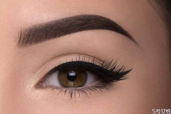 歐美眉毛適合怎樣的臉型 歐美挑眉畫法 歐美眉毛適合怎樣的臉型 歐美挑眉畫法