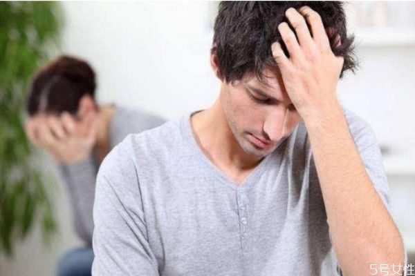 夫妻經(jīng)常冷戰(zhàn)說明什么 夫妻長(zhǎng)期冷戰(zhàn)的后果 夫妻經(jīng)常冷戰(zhàn)說明什么 夫妻長(zhǎng)期冷戰(zhàn)的后果