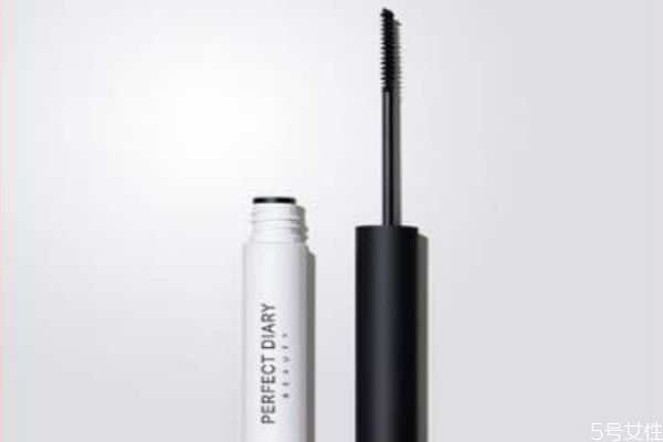 睫毛膏卸妝水卸不掉怎么辦 卸睫毛膏一定要用卸妝棉嗎 睫毛膏卸妝水卸不掉怎么辦 卸睫毛膏一定要用卸妝棉嗎