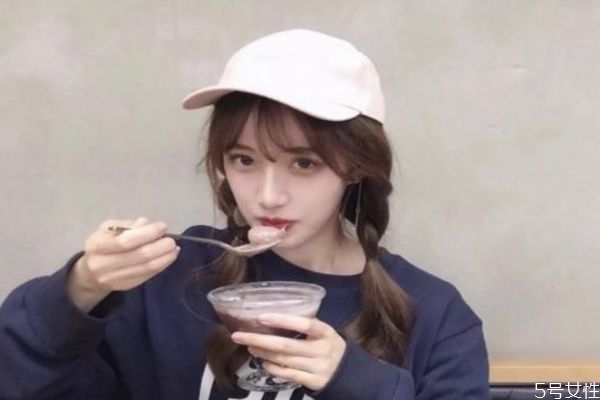 網(wǎng)戀如何知道對方是不是騙你 網(wǎng)戀可以奔現(xiàn)嗎 網(wǎng)戀如何知道對方是不是騙你 網(wǎng)戀可以奔現(xiàn)嗎