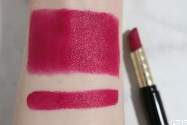 啞光口紅涂上以后太干怎么辦 啞光口紅的特點 啞光口紅涂上以后太干怎么辦 啞光口紅的特點