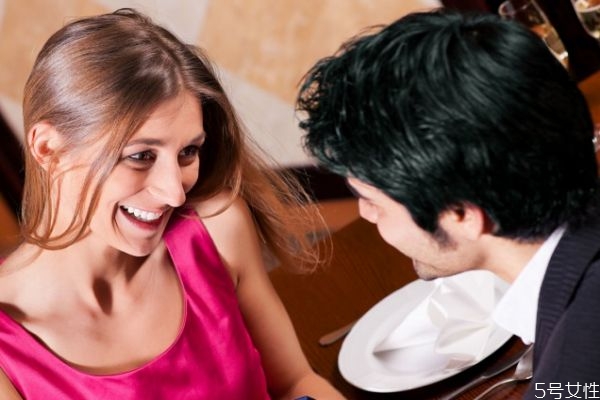 跟老公冷戰(zhàn)怎么發(fā)朋友圈 冷戰(zhàn)期朋友圈怎么發(fā) 跟老公冷戰(zhàn)怎么發(fā)朋友圈 冷戰(zhàn)期朋友圈怎么發(fā)