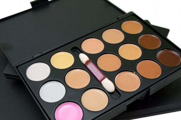 化妝遮瑕什么步驟 化妝遮瑕步驟 化妝遮瑕什么步驟 化妝遮瑕步驟