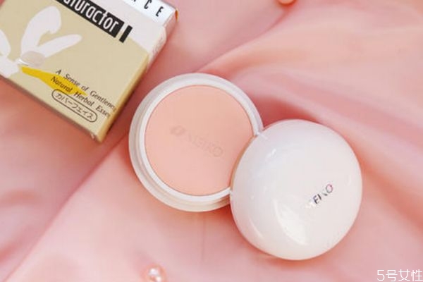 化妝遮瑕什么步驟 化妝遮瑕步驟 化妝遮瑕什么步驟 化妝遮瑕步驟