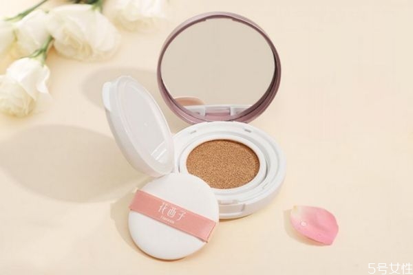 油性皮膚怎樣化妝不脫妝 油性皮膚老是脫妝怎么辦 油性皮膚怎樣化妝不脫妝 油性皮膚老是脫妝怎么辦