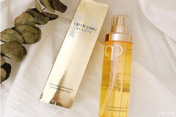 cpb的化妝水好用嗎 cpb化妝水滋潤和清爽哪個(gè)好用 cpb的化妝水好用嗎 cpb化妝水滋潤和清爽哪個(gè)好用