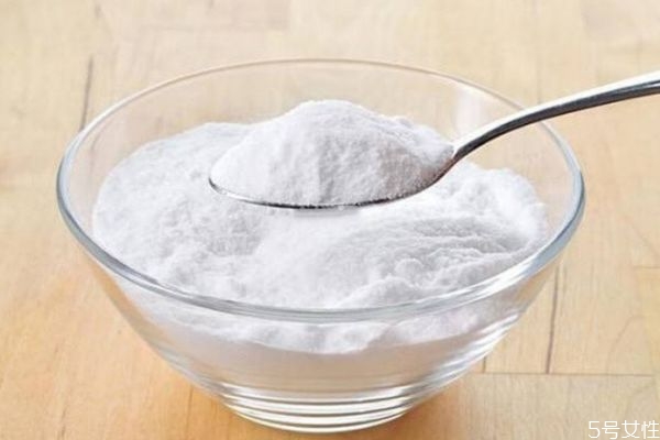 小蘇打粉可以去黑頭嗎 小蘇打去黑頭怎么樣 小蘇打粉可以去黑頭嗎 小蘇打去黑頭怎么樣