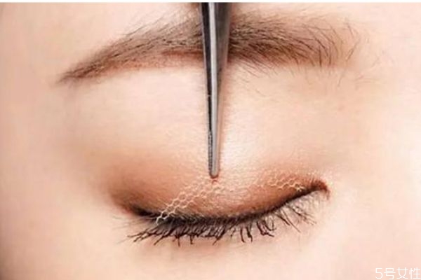 三眼皮怎樣貼雙眼皮貼 多層眼皮怎么貼雙眼皮貼 三眼皮怎樣貼雙眼皮貼 多層眼皮怎么貼雙眼皮貼