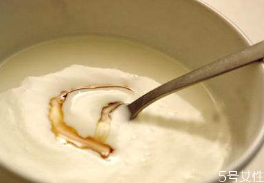 敷蜂蜜面膜要不要洗臉 蜂蜜面膜可以放多久 敷蜂蜜面膜要不要洗臉 蜂蜜面膜可以放多久