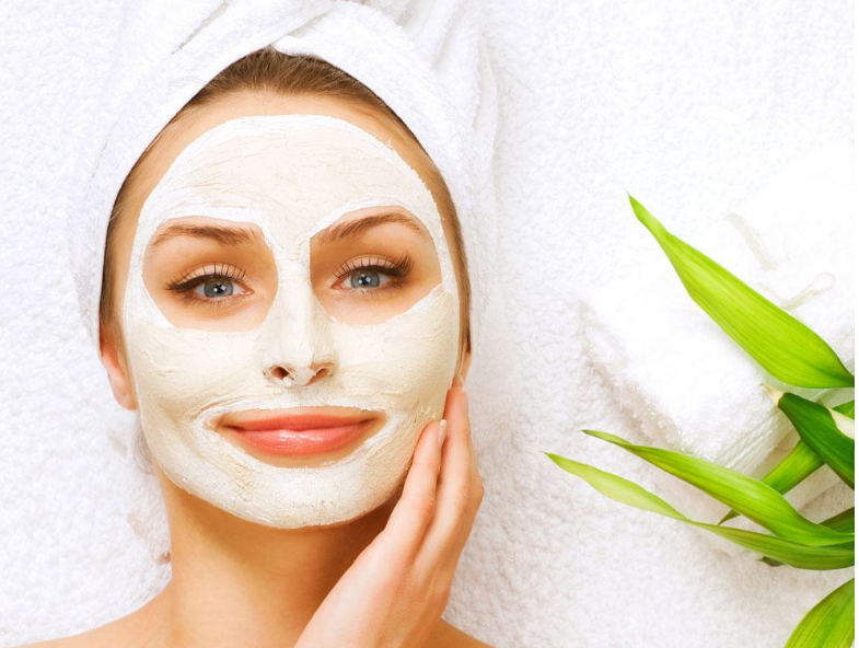 敷面膜可以敷在眼睛周圍嗎 面膜不避開眼周會怎么樣 敷面膜可以敷在眼睛周圍嗎 面膜不避開眼周會怎么樣