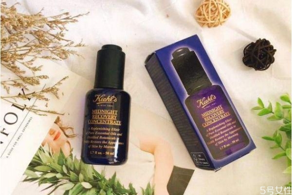 精華液在什么時候用才合適 精華液的區(qū)別 精華液在什么時候用才合適 精華液的區(qū)別