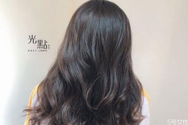 氣墊燙s卷和c卷的區(qū)別 好看的氣墊燙發(fā)造型 氣墊燙s卷和c卷的區(qū)別 好看的氣墊燙發(fā)造型