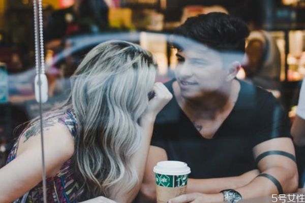 男人出軌后最明顯表現(xiàn) 老公有沒有外遇一眼就能看出來 男人出軌后最明顯表現(xiàn) 老公有沒有外遇一眼就能看出來