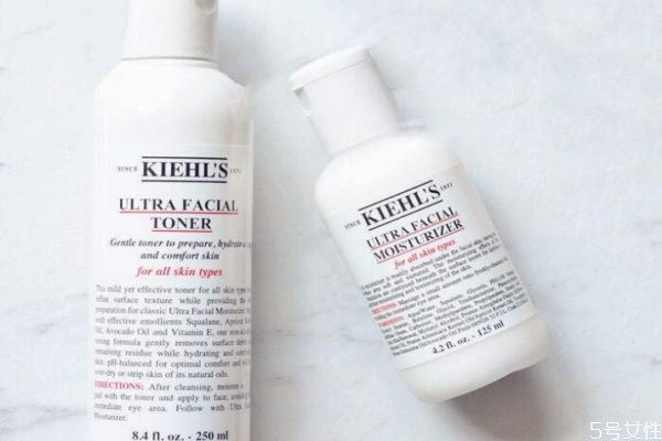 科顏氏水乳適合什么膚質(zhì) 科顏氏水乳適合油皮嗎 科顏氏水乳適合什么膚質(zhì) 科顏氏水乳適合油皮嗎