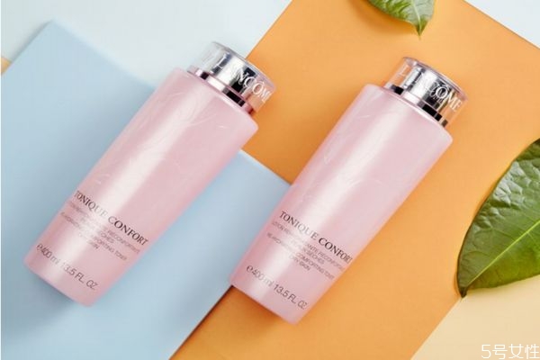 蘭蔻粉水有兩種瓶蓋嗎 蘭蔻粉水爆痘的原因是什么 蘭蔻粉水有兩種瓶蓋嗎 蘭蔻粉水爆痘的原因是什么