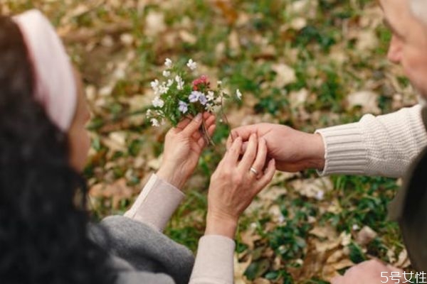 出軌男人熱戀多久能清醒 老公出軌多久能清醒 出軌男人熱戀多久能清醒 老公出軌多久能清醒