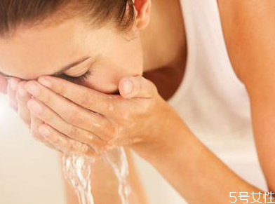 蜂蜜洗臉有什么壞處 蜂蜜洗臉有什么副作用 蜂蜜洗臉有什么壞處 蜂蜜洗臉有什么副作用