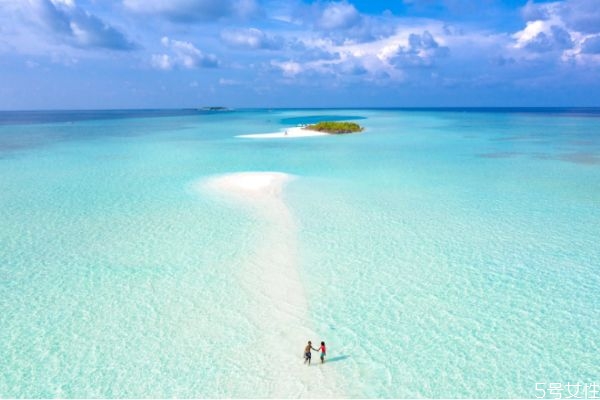 怎么安慰失戀的女生 怎樣安慰剛分手的人 怎么安慰失戀的女生 怎樣安慰剛分手的人