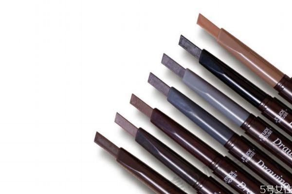 眉筆使用時(shí)為什么要削成扁的 眉筆潮了要如何處理 眉筆使用時(shí)為什么要削成扁的 眉筆潮了要如何處理