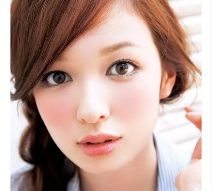 日系妝容要點(diǎn) 日系妝歐美妝對(duì)比 日系妝容要點(diǎn) 日系妝歐美妝對(duì)比