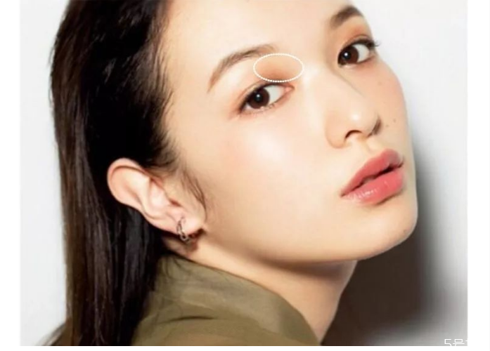 日系妝容要點(diǎn) 日系妝歐美妝對(duì)比 日系妝容要點(diǎn) 日系妝歐美妝對(duì)比