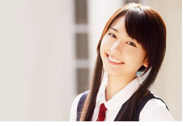 日系妝容要點(diǎn) 日系妝歐美妝對(duì)比 日系妝容要點(diǎn) 日系妝歐美妝對(duì)比