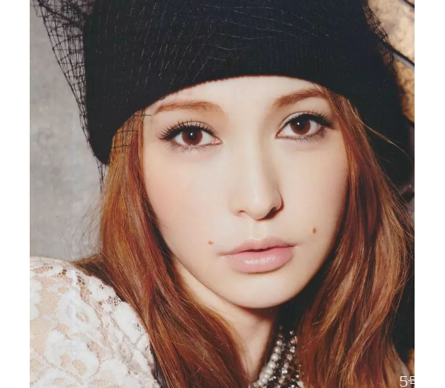 日系妝容要點(diǎn) 日系妝歐美妝對(duì)比 日系妝容要點(diǎn) 日系妝歐美妝對(duì)比