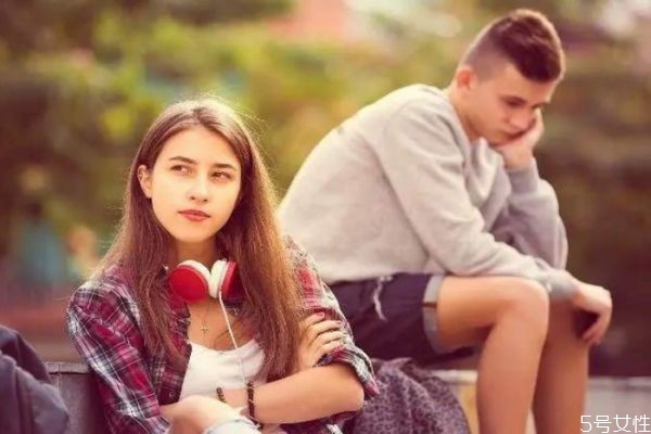 報復出軌男人最毒方法 發(fā)現(xiàn)男人有外遇聰明做法 報復出軌男人最毒方法 發(fā)現(xiàn)男人有外遇聰明做法