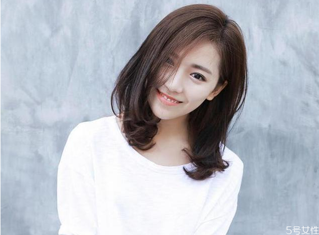 如何用劉海修飾臉型 怎樣用劉海修飾大圓臉 如何用劉海修飾臉型 怎樣用劉海修飾大圓臉