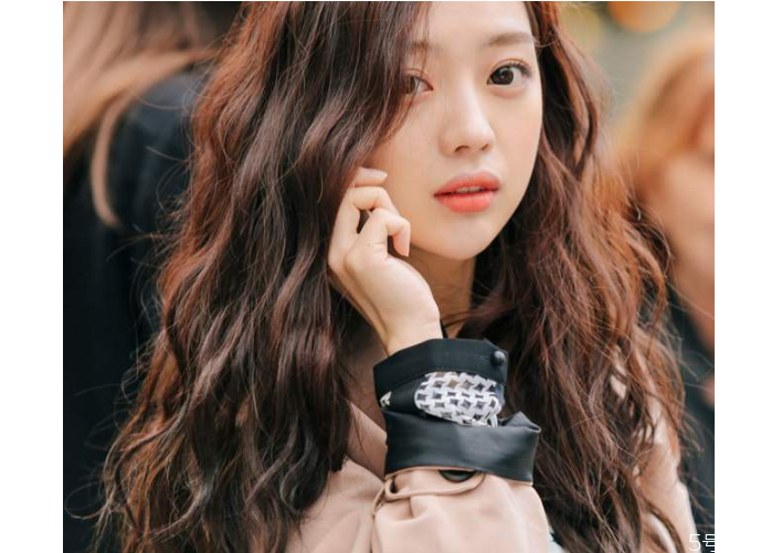 如何用劉海修飾臉型 怎樣用劉海修飾大圓臉 如何用劉海修飾臉型 怎樣用劉海修飾大圓臉