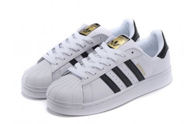 貝殼頭發(fā)黃是不是假的 貝殼頭發(fā)黃可以用84嗎 貝殼頭發(fā)黃是不是假的 貝殼頭發(fā)黃可以用84嗎