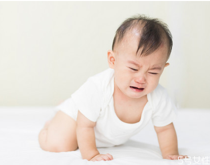 嬰兒突然嘔吐的原因有哪些 小孩惡心嘔吐怎么緩解 嬰兒突然嘔吐的原因有哪些 小孩惡心嘔吐怎么緩解
