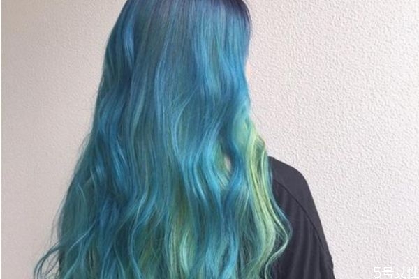 染頭發(fā)打蠟起什么作用 染頭發(fā)打蠟能保持多久 染頭發(fā)打蠟起什么作用 染頭發(fā)打蠟能保持多久