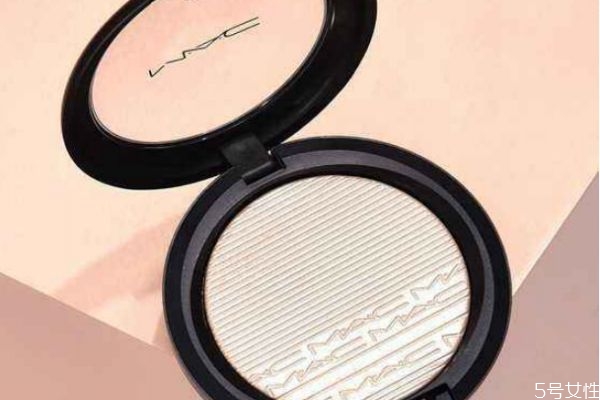 mac生姜高光是什么質(zhì)地 mac生姜高光怎么用 mac生姜高光是什么質(zhì)地 mac生姜高光怎么用