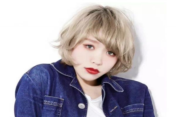 做離子燙2天可以洗頭么 做完離子燙的護(hù)理方法 做離子燙2天可以洗頭么 做完離子燙的護(hù)理方法