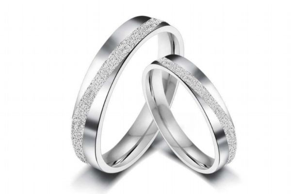 鉑金戒指怎么保養(yǎng) 買(mǎi)鉑金戒指注意什么 鉑金戒指怎么保養(yǎng) 買(mǎi)鉑金戒指注意什么