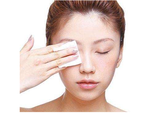 只用清水怎么卸妝 忘帶卸妝水怎么卸妝 只用清水怎么卸妝 忘帶卸妝水怎么卸妝